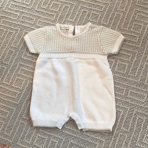 Kissy Kissy newborn outfit